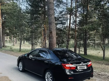Toyota Camry 2014 года за 9 100 000 тг. в Семей – фото 4