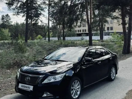Toyota Camry 2014 года за 9 100 000 тг. в Семей
