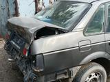 Volkswagen Passat 1993 года за 70 000 тг. в Астана – фото 2