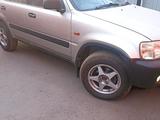 Honda CR-V 1996 года за 3 000 000 тг. в Алматы – фото 2