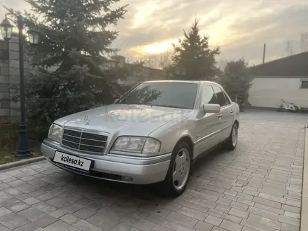 Mercedes-Benz C 280 1996 года за 2 400 000 тг. в Алматы