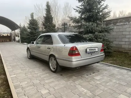 Mercedes-Benz C 280 1996 года за 2 400 000 тг. в Алматы – фото 2