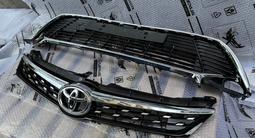Комплект решеток вверх низ на TOYOTA CAMRY EXCLUSIVE Хромированные за 65 000 тг. в Алматы – фото 2