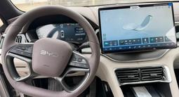 BYD Song Plus Flagship 602 EV 2025 годаүшін13 100 000 тг. в Астана – фото 5