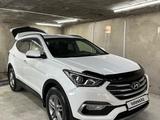 Hyundai Santa Fe 2017 года за 11 000 000 тг. в Шымкент