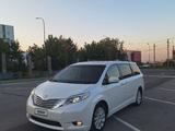 Toyota Sienna 2014 годаүшін14 200 000 тг. в Алматы