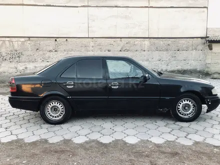 Mercedes-Benz C 230 1996 года за 880 000 тг. в Тараз – фото 4