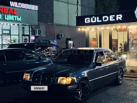 Mercedes-Benz E 320 1993 года за 2 000 000 тг. в Тараз