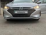 Hyundai Elantra 2018 года за 7 600 000 тг. в Тараз