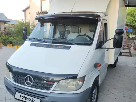 Mercedes-Benz  Sprinter 2006 года за 11 000 000 тг. в Алматы – фото 21
