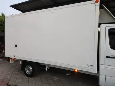 Mercedes-Benz  Sprinter 2006 года за 11 000 000 тг. в Алматы – фото 22