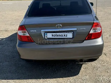 Toyota Camry 2004 года за 5 500 000 тг. в Актобе – фото 4