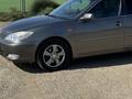 Toyota Camry 2004 годаfor5 500 000 тг. в Актобе – фото 7