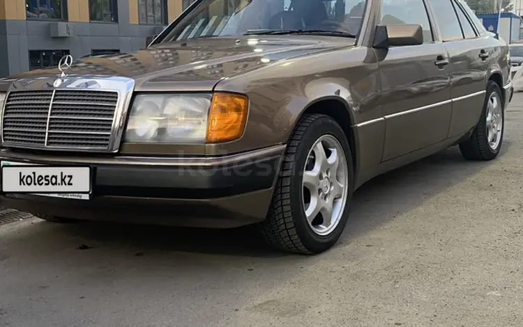 Mercedes-Benz E 200 1990 года за 2 550 000 тг. в Алматы