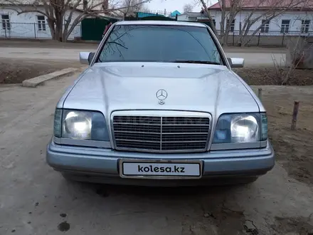Mercedes-Benz E 220 1993 годаүшін3 500 000 тг. в Кызылорда – фото 29
