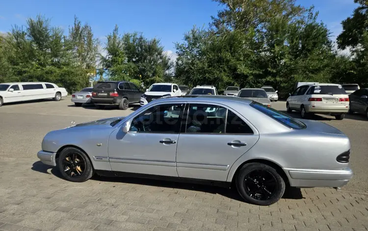 Mercedes-Benz E 230 1995 года за 1 300 000 тг. в Усть-Каменогорск