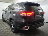 Toyota Highlander 2016 годаүшін18 500 000 тг. в Алматы – фото 2