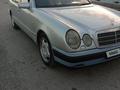 Mercedes-Benz E 200 1996 годаүшін1 800 000 тг. в Актобе – фото 4