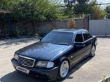 Mercedes-Benz C 230 1997 годаfor2 500 000 тг. в Алматы – фото 3