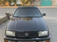 Volkswagen Vento 1993 года за 1 500 000 тг. в Тараз