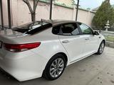 Kia Optima 2018 года за 10 500 000 тг. в Шымкент – фото 2