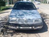 Volkswagen Vento 1993 годаүшін1 050 000 тг. в Актобе