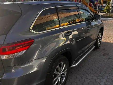 Toyota Highlander 2018 года за 16 000 000 тг. в Астана – фото 2