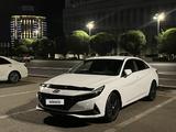 Hyundai Elantra 2023 годаfor11 000 000 тг. в Алматы