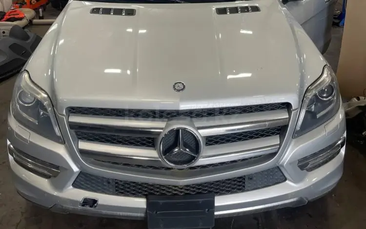 Капот Mercedes GL450 за 450 000 тг. в Алматы