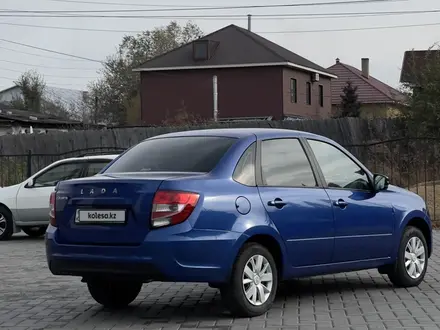 ВАЗ (Lada) Granta 2190 2019 года за 4 000 000 тг. в Семей – фото 3