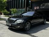 Mercedes-Benz S 500 2005 годаүшін7 000 000 тг. в Алматы – фото 2