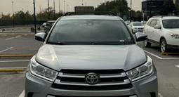 Toyota Highlander 2017 года за 12 500 000 тг. в Шымкент – фото 2