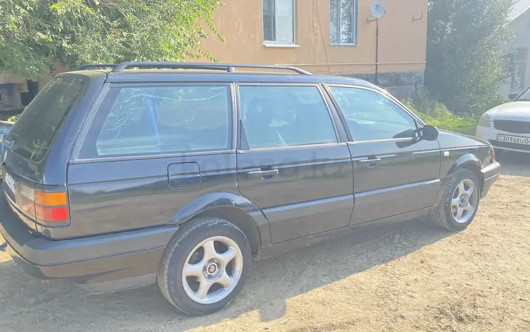 Volkswagen Passat 1991 годаүшін1 150 000 тг. в Актобе