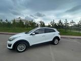 Kia Rio X-Line 2020 годаүшін8 000 000 тг. в Астана – фото 2