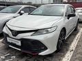 Toyota Camry 2020 года за 13 500 000 тг. в Алматы