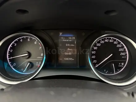 Toyota Camry 2020 года за 13 500 000 тг. в Алматы – фото 4