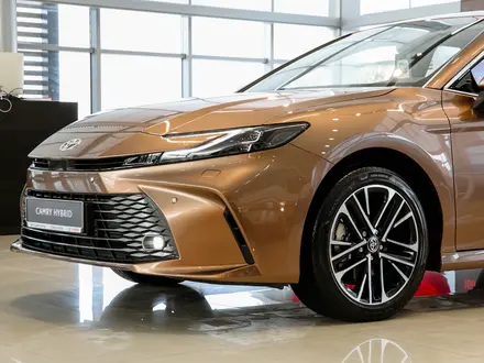 Toyota Camry Luxe 2026 года за 24 190 000 тг. в Актау – фото 4