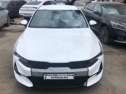 Kia K5 2021 года за 13 000 000 тг. в Алматы – фото 12