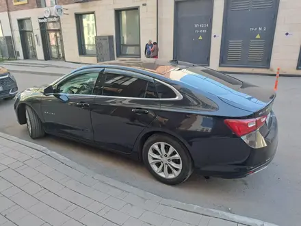 Chevrolet Malibu 2020 года за 8 575 000 тг. в Астана – фото 2