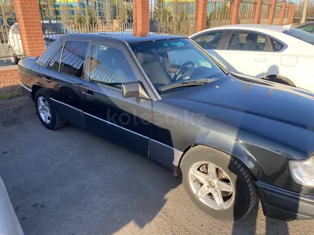 Mercedes-Benz E 260 1989 года за 1 800 000 тг. в Экибастуз – фото 7