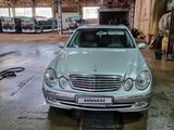 Mercedes-Benz E 320 2004 годаүшін7 000 000 тг. в Караганда – фото 3