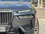 BMW X7 2022 года за 50 000 000 тг. в Алматы – фото 4