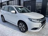 Mitsubishi Outlander 2022 годаүшін11 320 000 тг. в Астана – фото 2