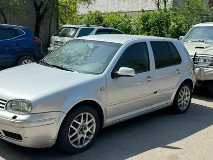 Volkswagen Golf 2002 года за 2 600 000 тг. в Алматы