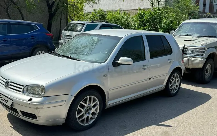 Volkswagen Golf 2002 годаүшін2 600 000 тг. в Алматы