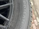 Шины в комплекте с дисками за 750 000 тг. в Костанай – фото 4