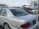 Mercedes-Benz E 430 2001 года за 5 800 000 тг. в Астана – фото 2