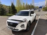 Hyundai Santa Fe 2019 года за 14 500 000 тг. в Усть-Каменогорск – фото 2