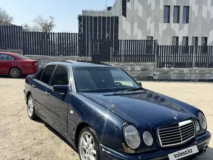 Mercedes-Benz E 230 1996 года за 2 500 000 тг. в Алматы – фото 5