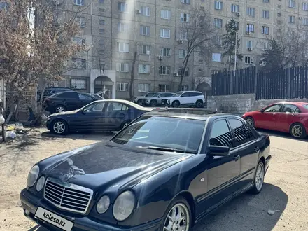 Mercedes-Benz E 230 1996 года за 2 500 000 тг. в Алматы – фото 8